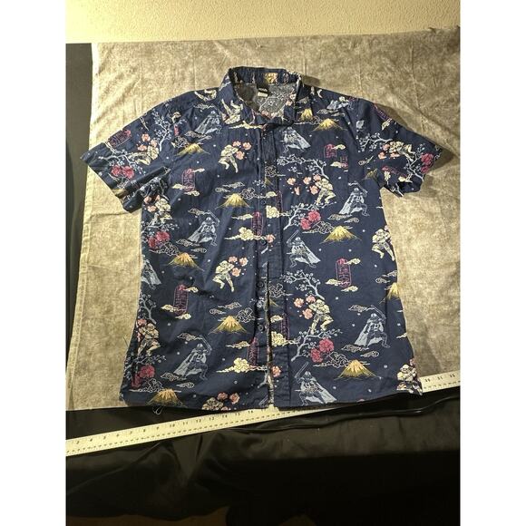 Star Wars Samurai Storm Trooper Woven Button-Up Size Large - Picture 1 of 6